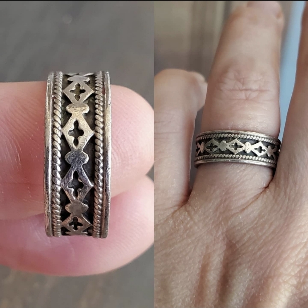 Sterling Silver Ring - image 1